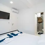 Hidden Gem - Two Bedroom With Terrace And Sea View Apartament *