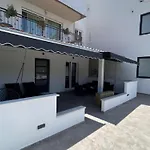 Apartament Hidden Gem - Two Bedroom With Terrace And Sea View *