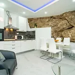 Hidden Gem - Two Bedroom With Terrace And Sea View Apartament *